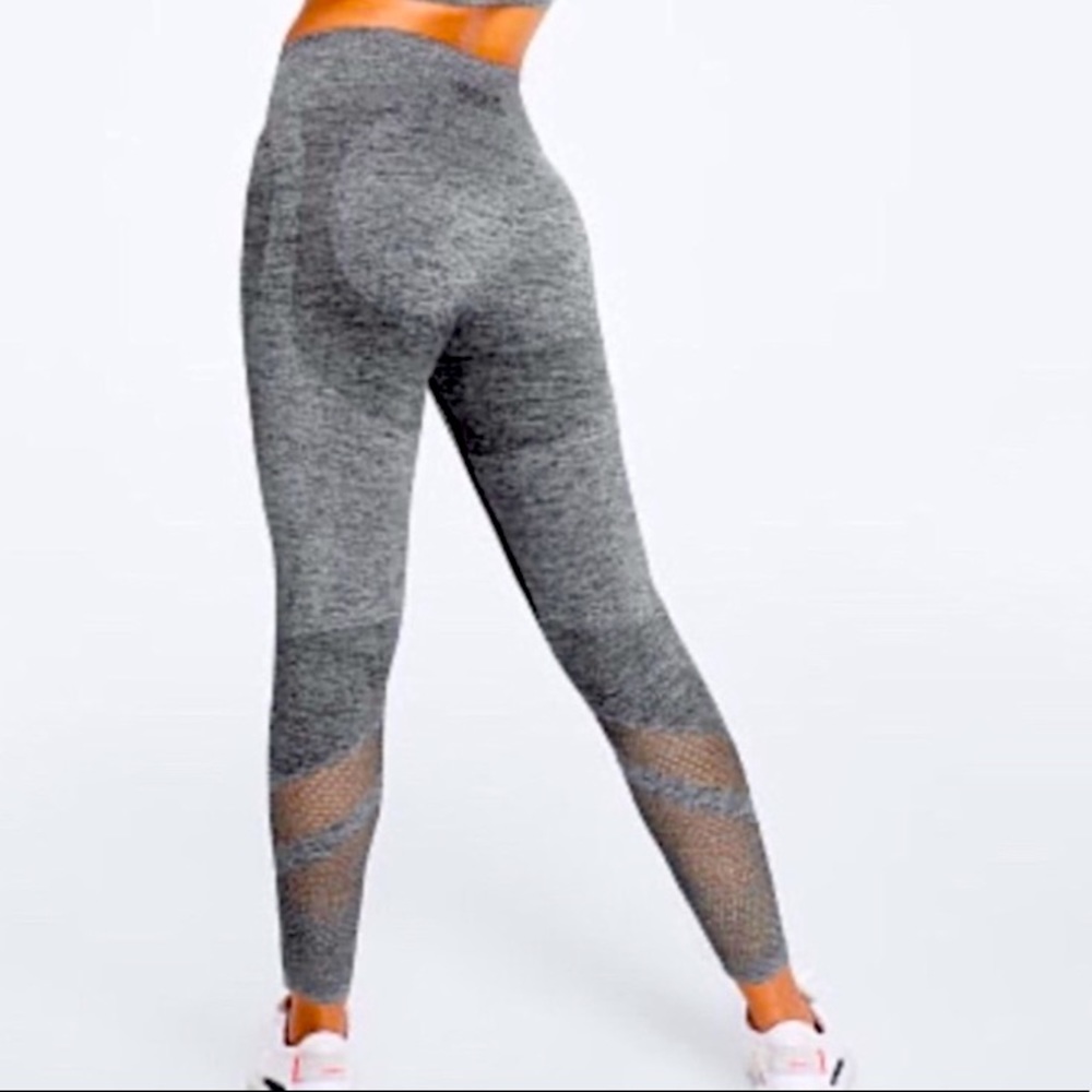 Pink seamless leggings size L